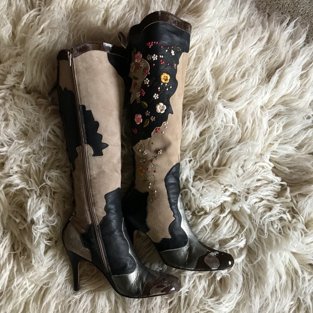 Sam Edelman boots. Sexy!